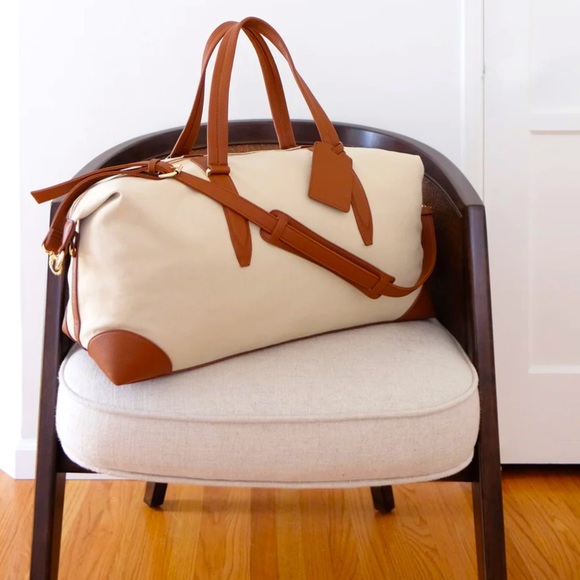 Henny + Lev Handbags - 🆕 Canvas Weekender